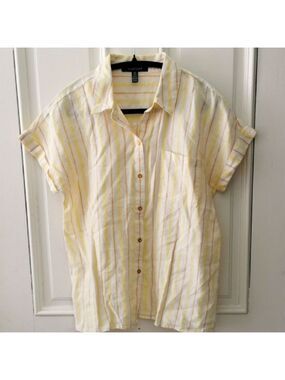 Ellen Tracy 100% Linen Yellow Striped Button Down Boxy Beachy  Blouse. Size M
